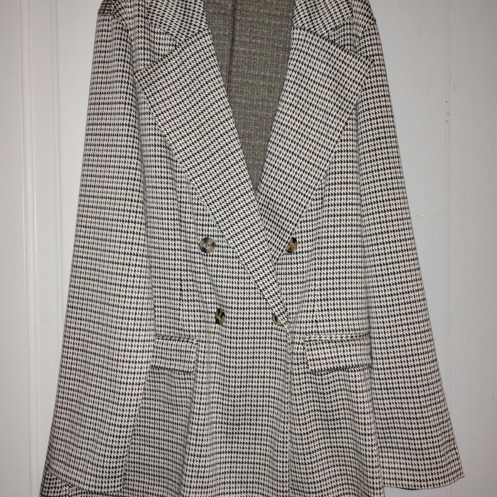 Maurices Black and White Houndstooth Coat